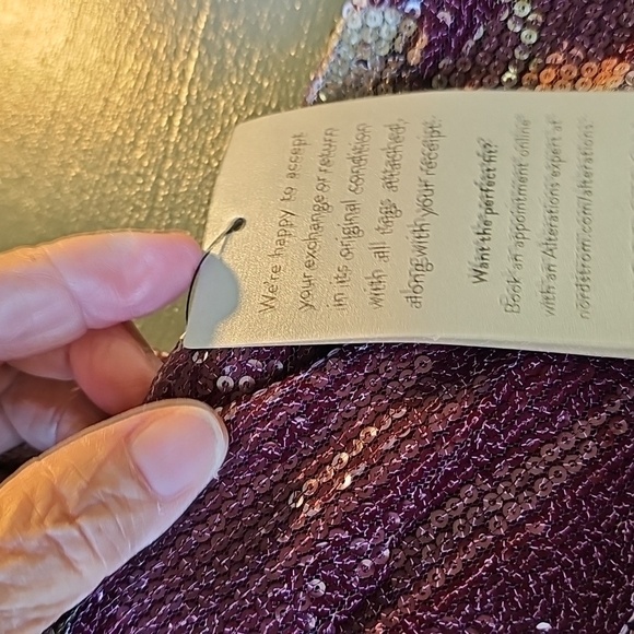 Vince Camuto Sequins Dress Floral Patterned. Size 6. Reat Zipper.‎ New - Picture 8 of 8